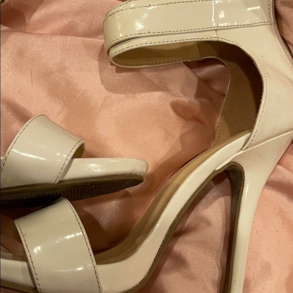 White Heels - Picture 4 of 5